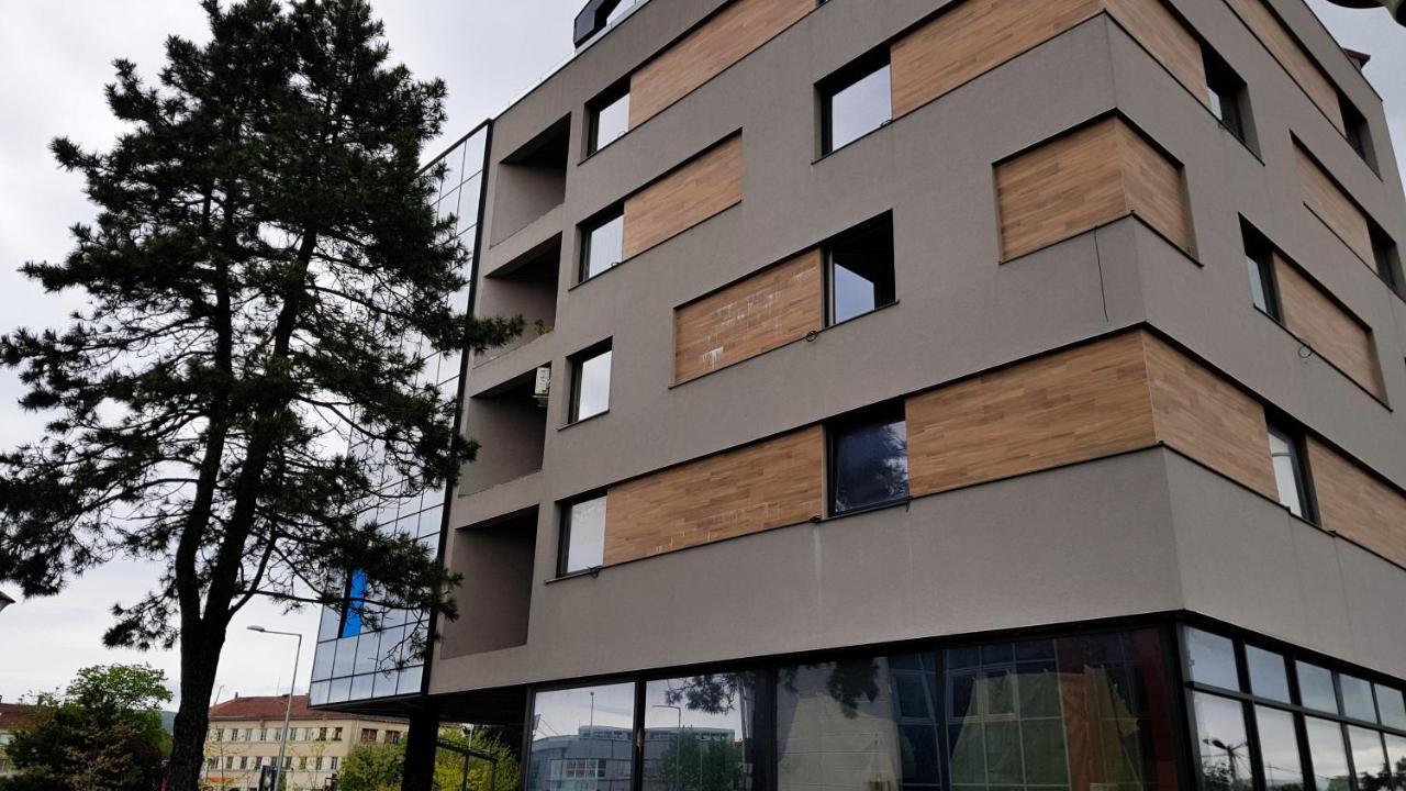 Victory Apartment Nikšić Exteriör bild